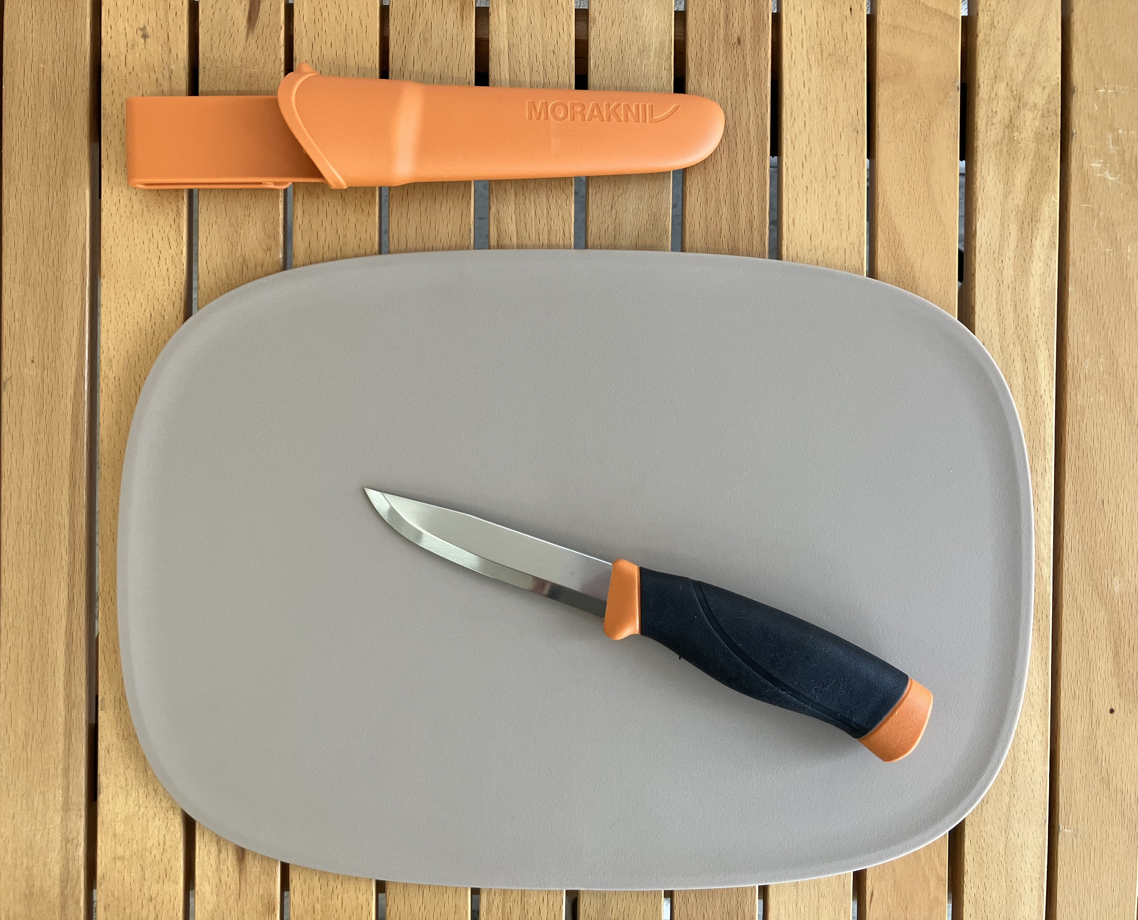 MUAMUA まな板 ＆ Morakniv モーラナイフ