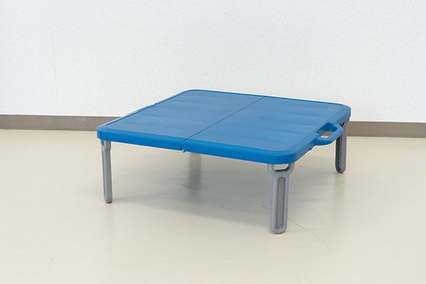 コンパクトテーブル（ブルー）